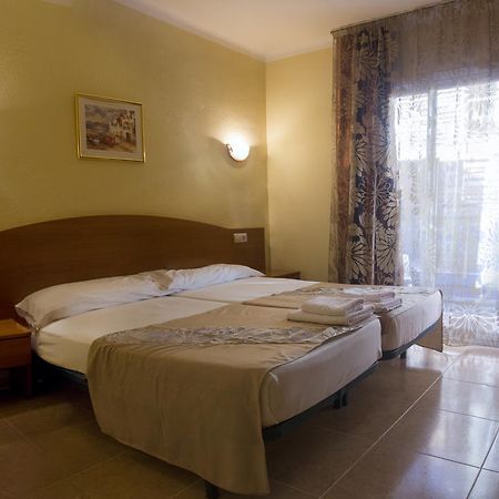 Hotel Sunshine Park Льорет-де-Мар Экстерьер фото