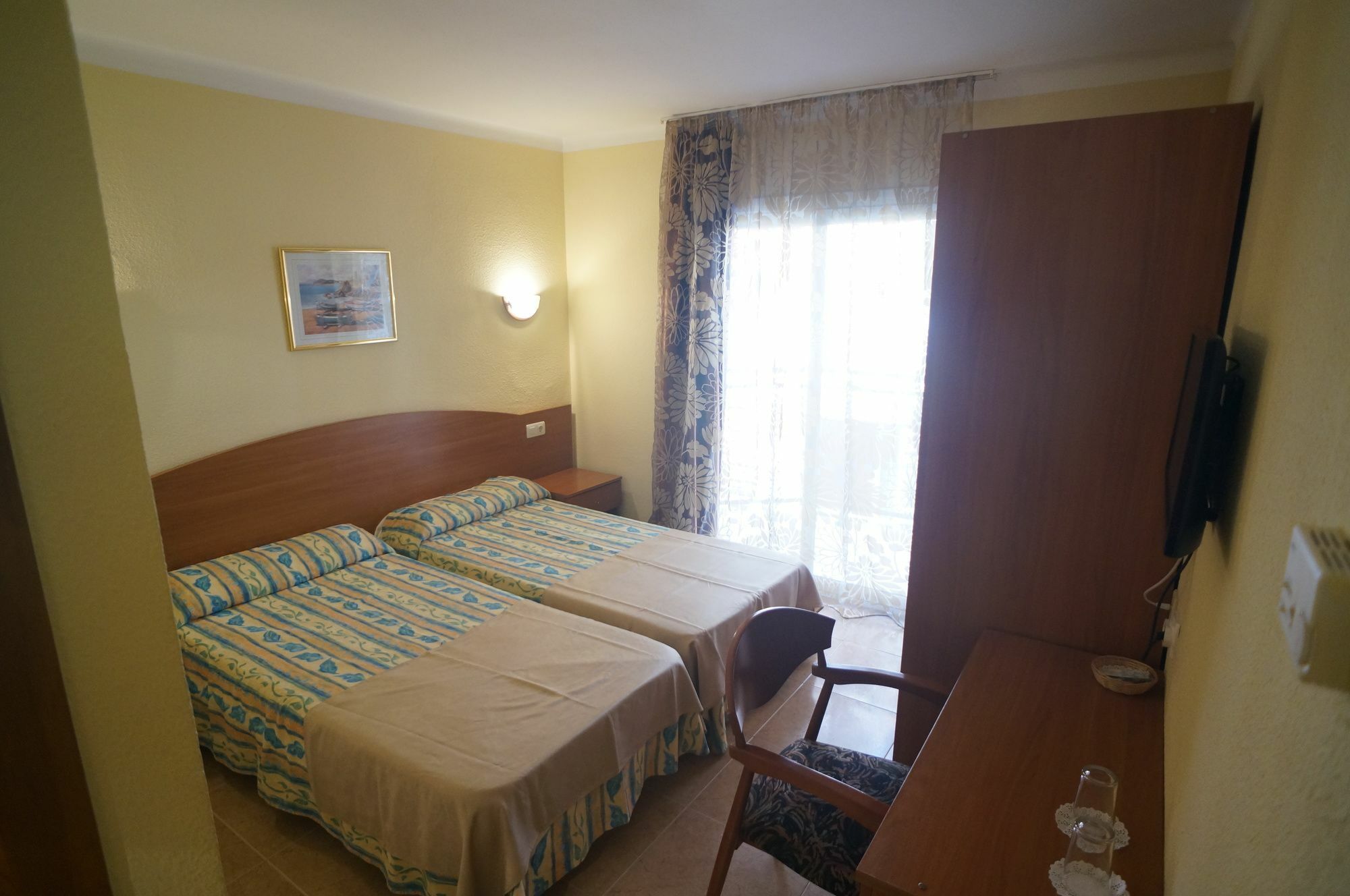 Hotel Sunshine Park Льорет-де-Мар Экстерьер фото