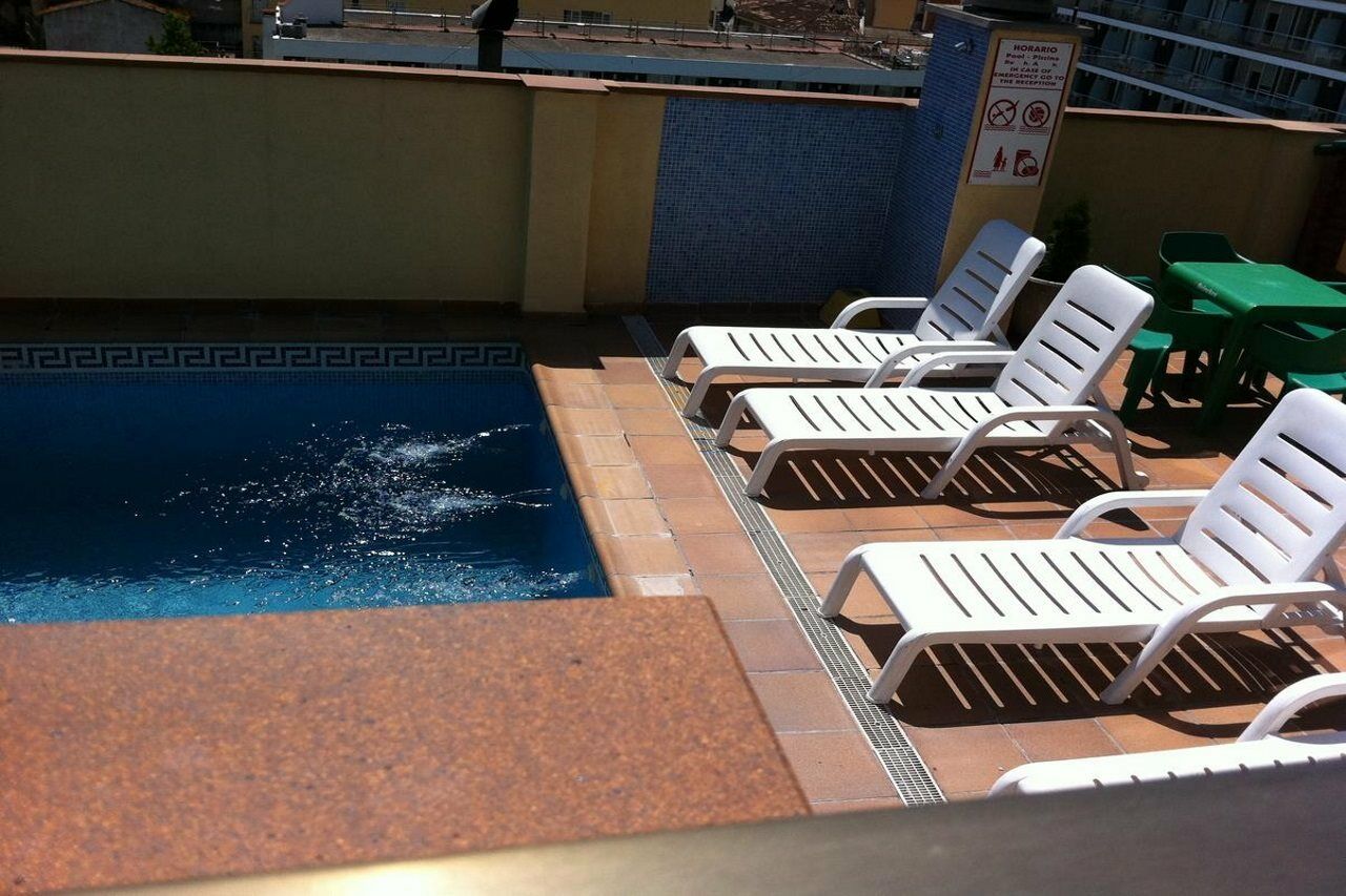 Hotel Sunshine Park Льорет-де-Мар Экстерьер фото